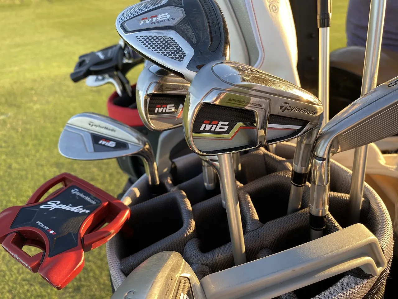 Cómo preparar tu equipo de golf para torneos en altura